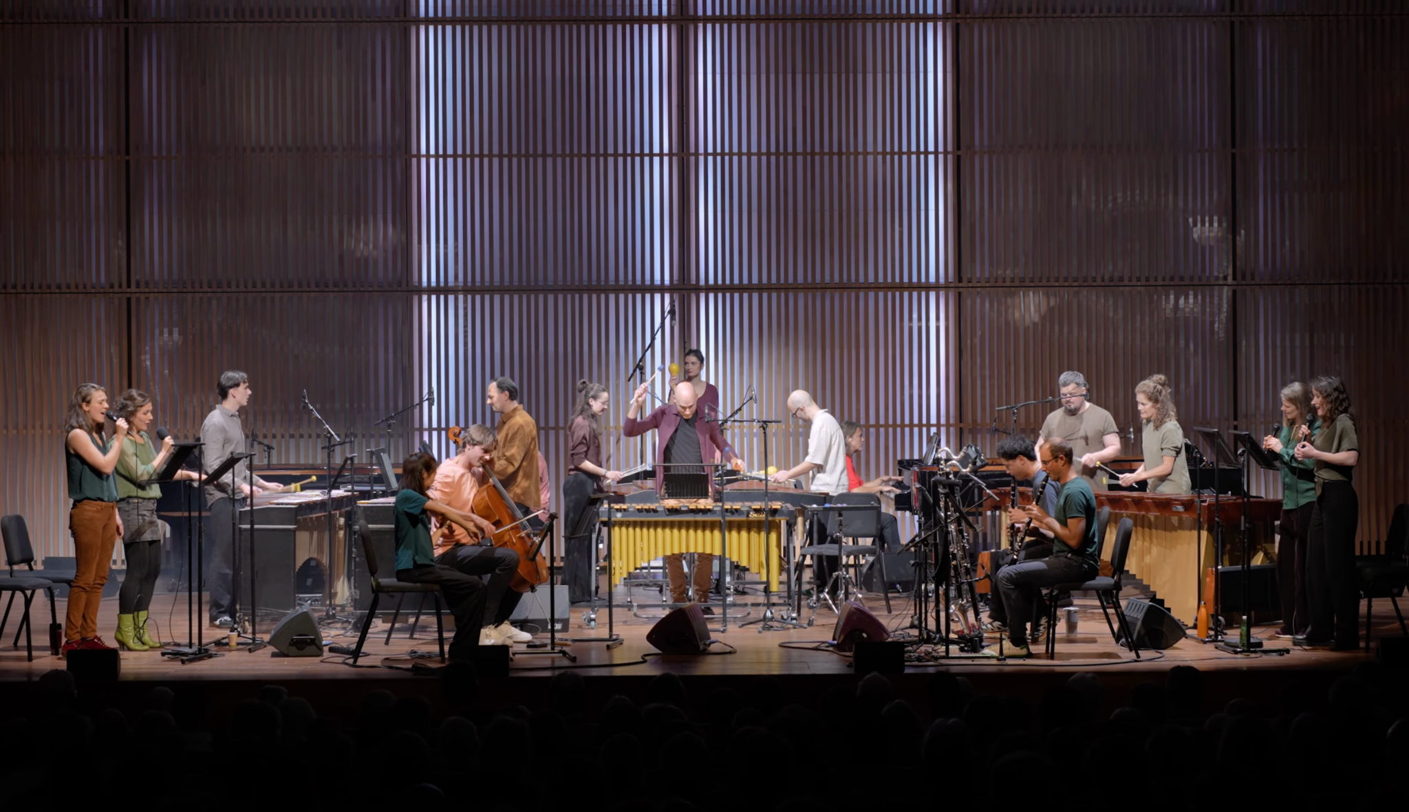 Het Muziek - Music for 18 musicians